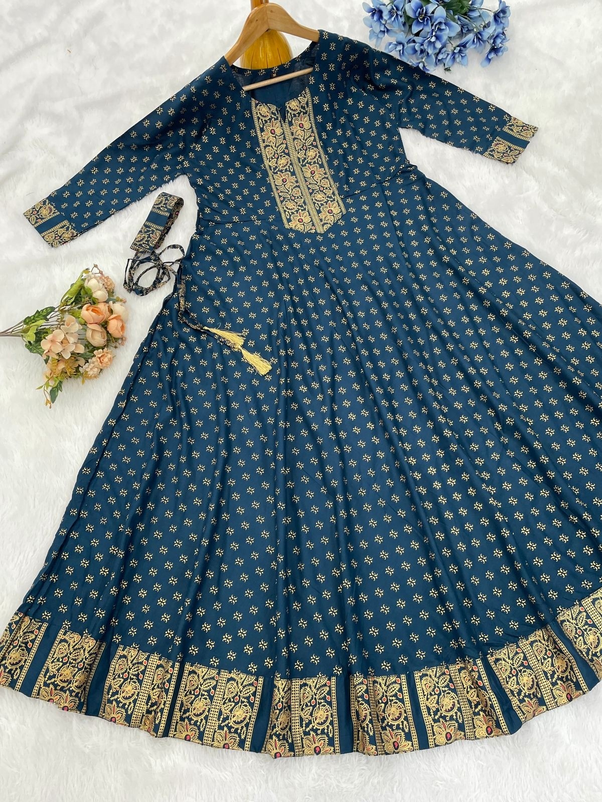 Super Hit 14kg Reyon Beautiful Gown