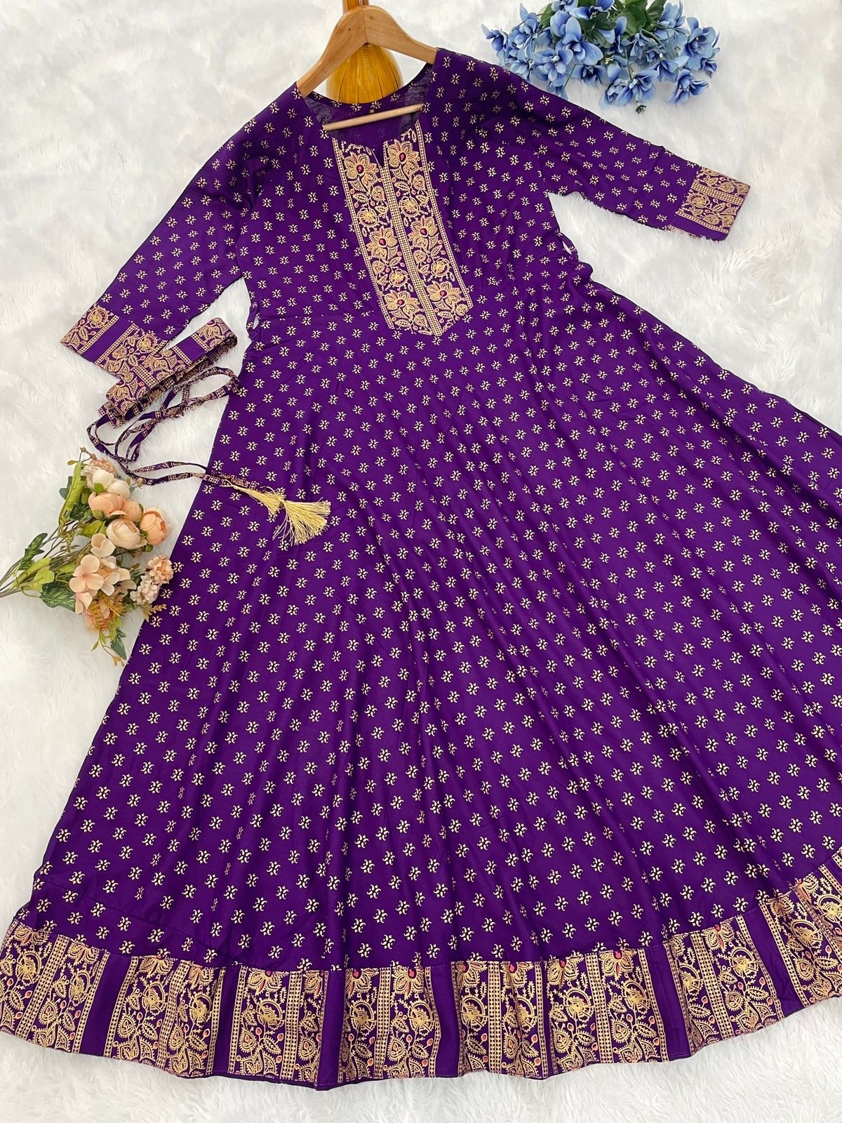Super Hit 14kg Reyon Beautiful Gown