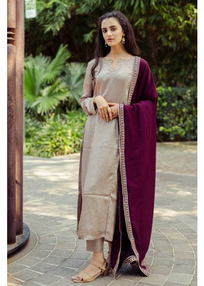  Elegant Foil Print Reyon Salwar Kameez
